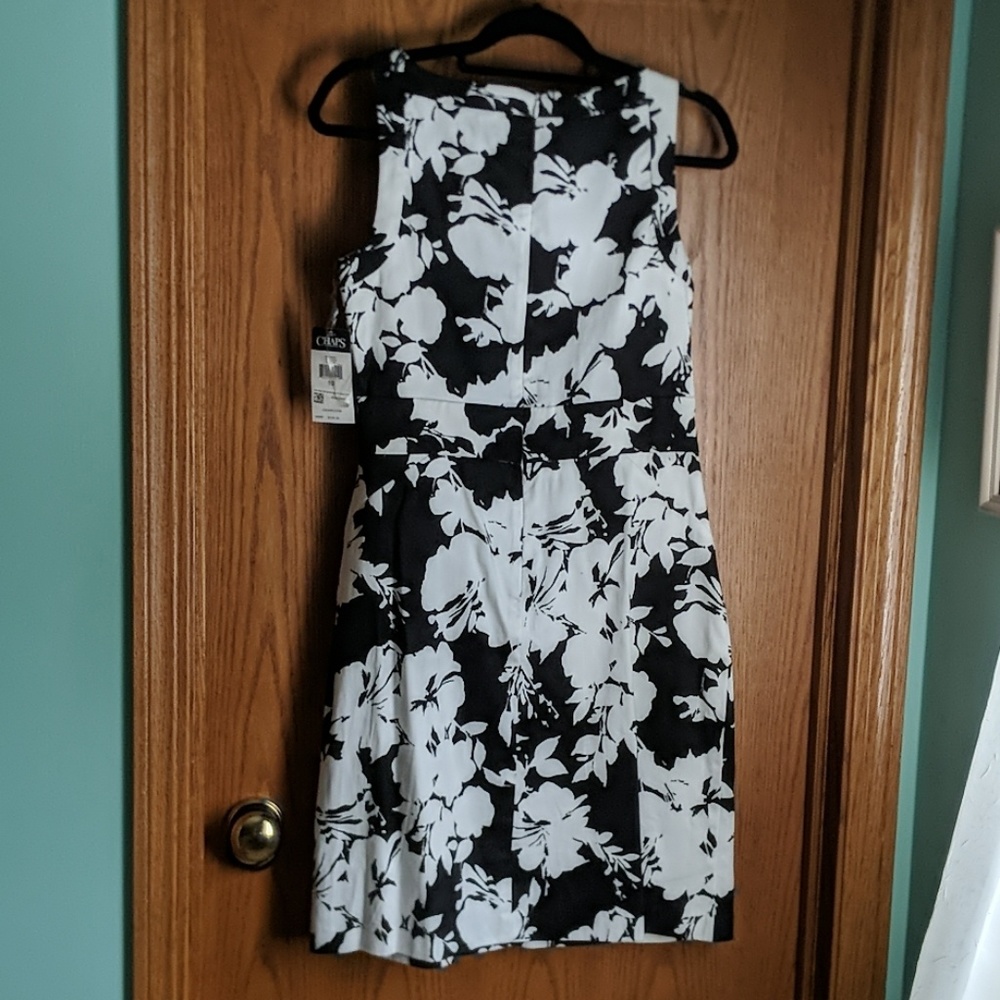 NWT beautiful Chaps cotton dress. - Picture 7 of 8